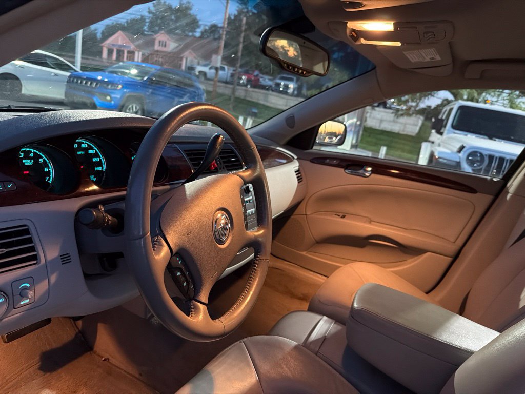 Used 2011 Buick Lucerne CXL w/ Driver Confidence Package FWD image 8