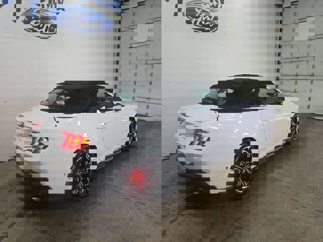 Used 2025 Ford Mustang Premium RWD image 8