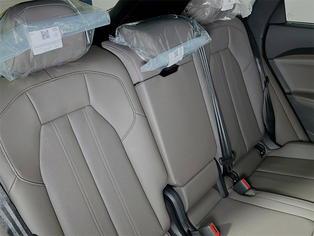 New 2025 Audi Q5 Premium Plus image 27