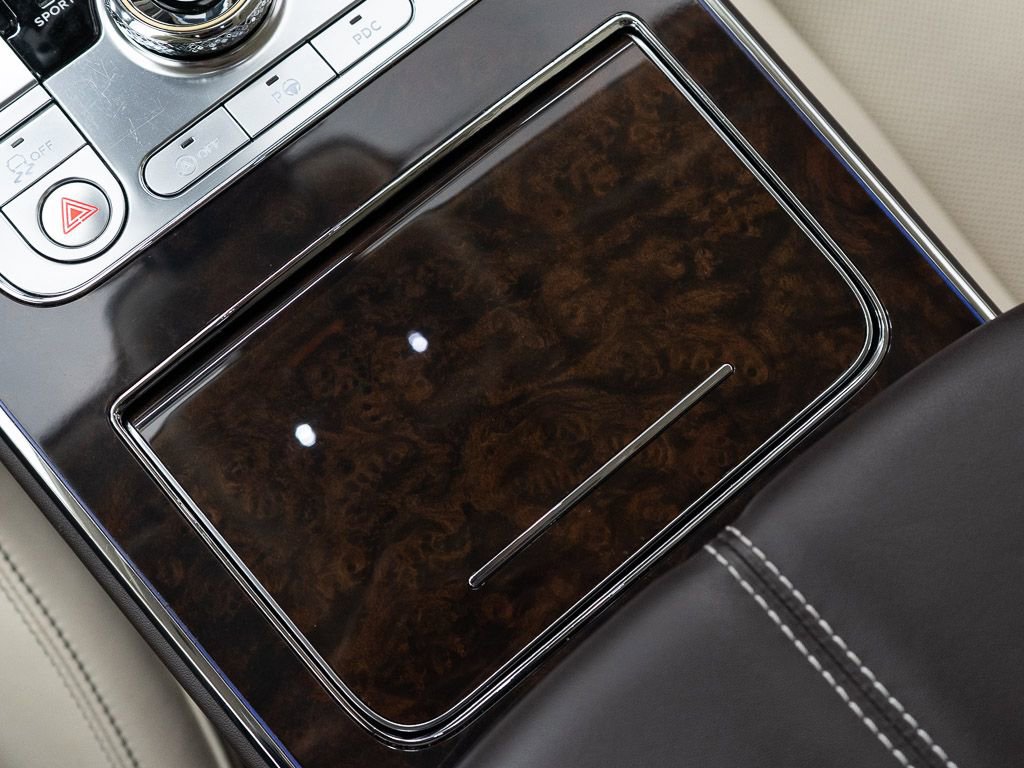 Used 2020 Bentley Flying Spur W12 AWD/4WD image 34
