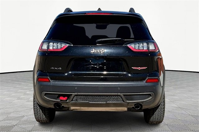 Used 2019 Jeep Cherokee Trailhawk image 4