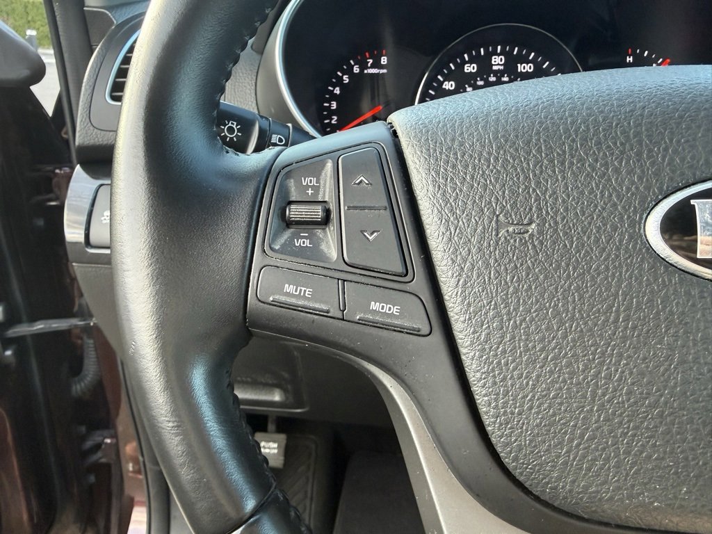 Used 2015 Kia Sorento LX image 24