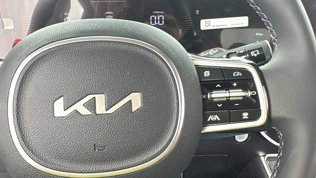 New 2026 Kia Carnival EX image 25