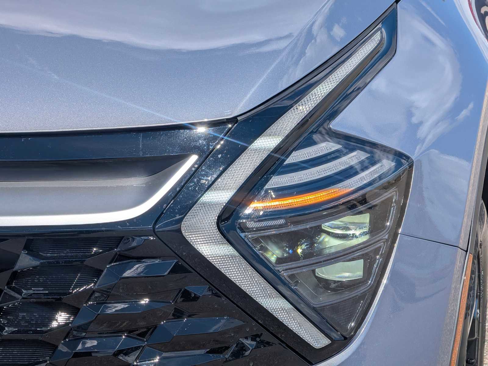 Used 2025 Kia Sportage EX image 10