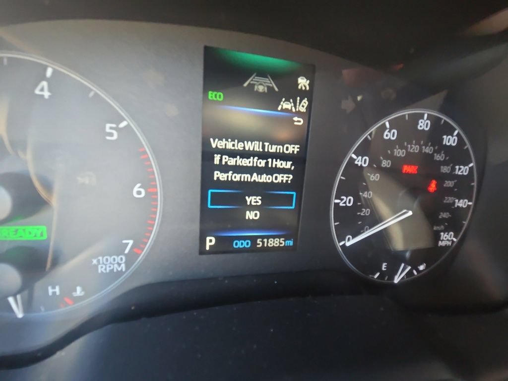 Used 2024 Toyota Corolla LE w/ LE Convenience Package FWD image 14