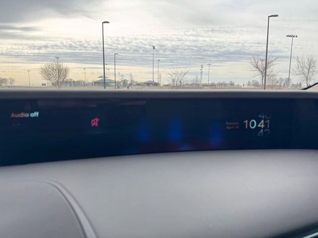 Used 2024 Lincoln Nautilus Reserve w/ Equipment Group 203A AWD/4WD image 13