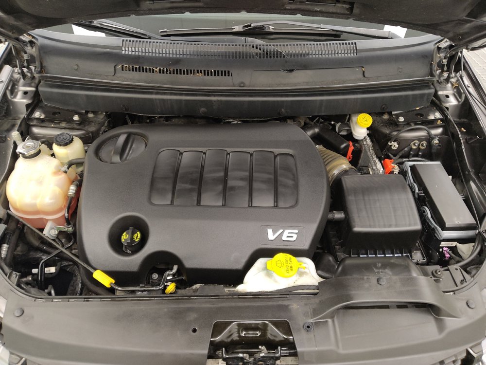 Used 2018 Dodge Journey SXT w/ Blacktop Package FWD image 30