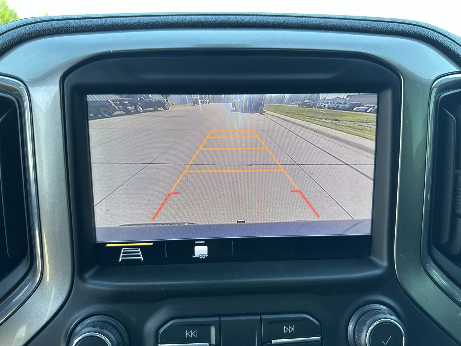 Used 2019 Chevrolet Silverado 1500 LT Trail Boss AWD/4WD image 14