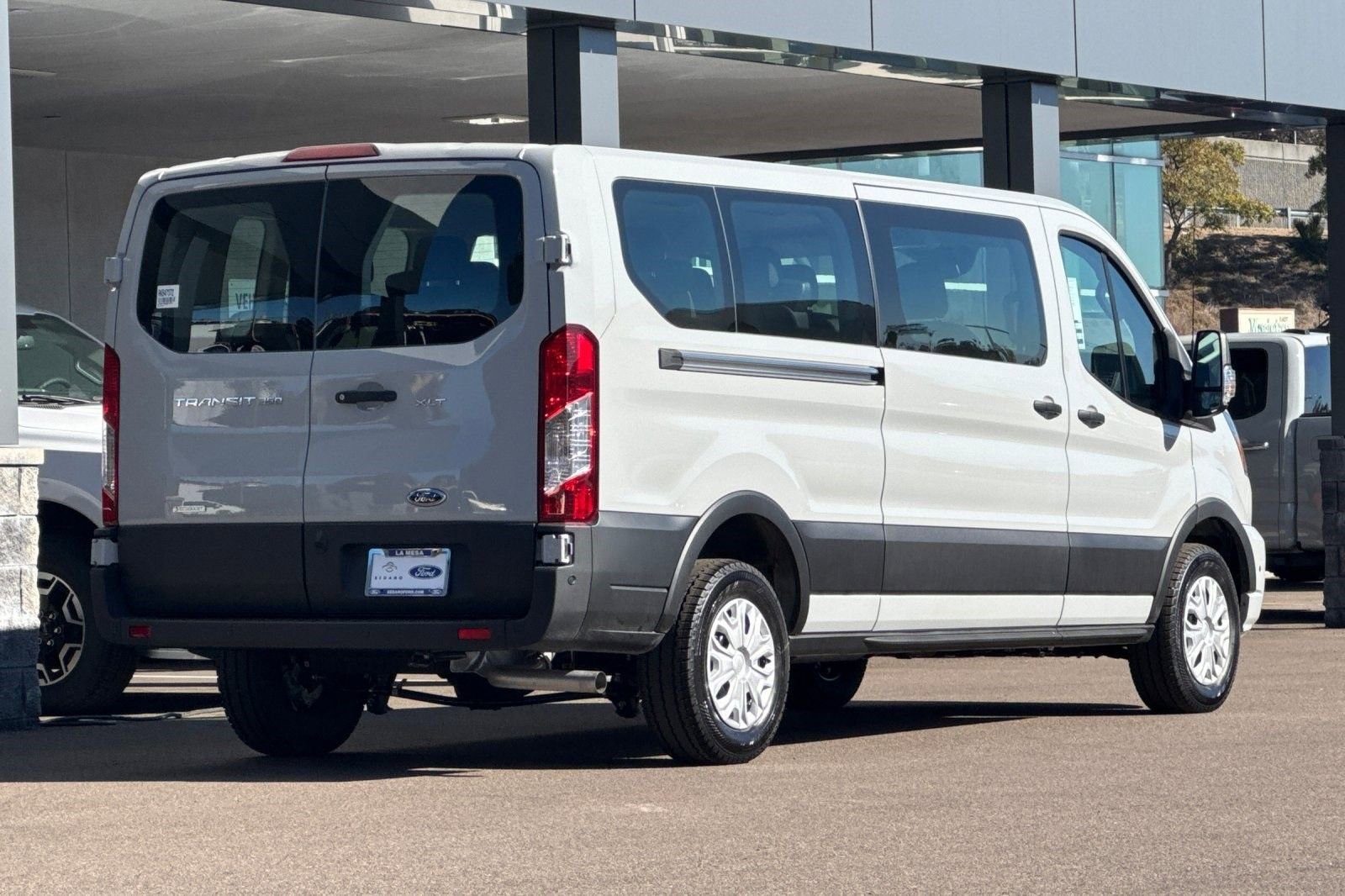 Used 2024 Ford Transit 350 XLT RWD image 3