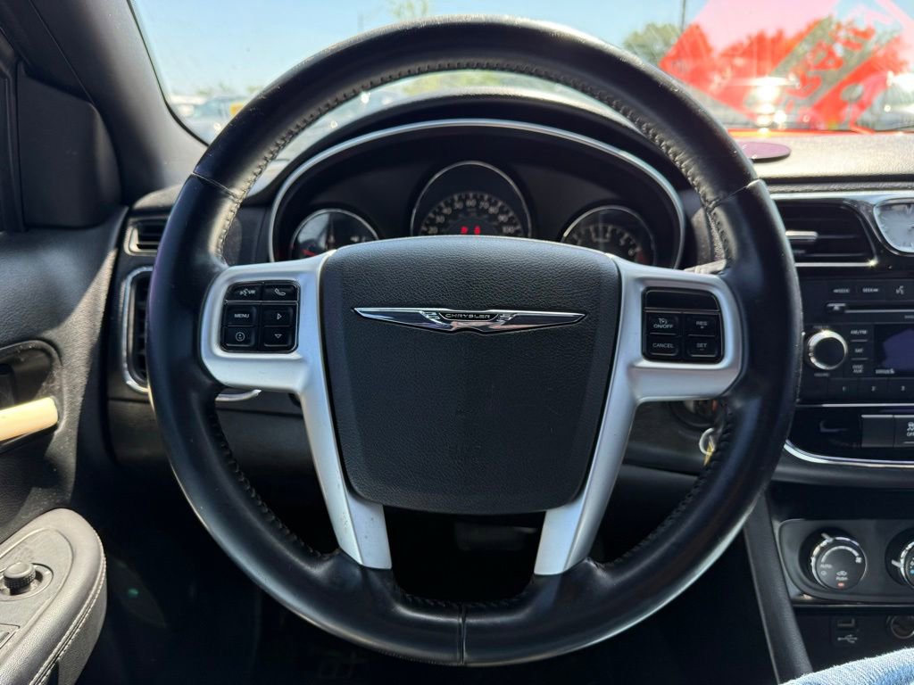 Used 2013 Chrysler 200 Touring w/ S Exterior Appearance Pkg FWD image 13