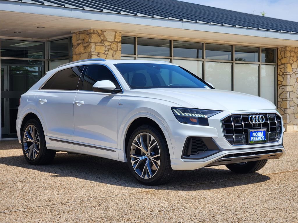 Used 2021 Audi Q8 Premium Plus w/ Premium Plus Package image 3