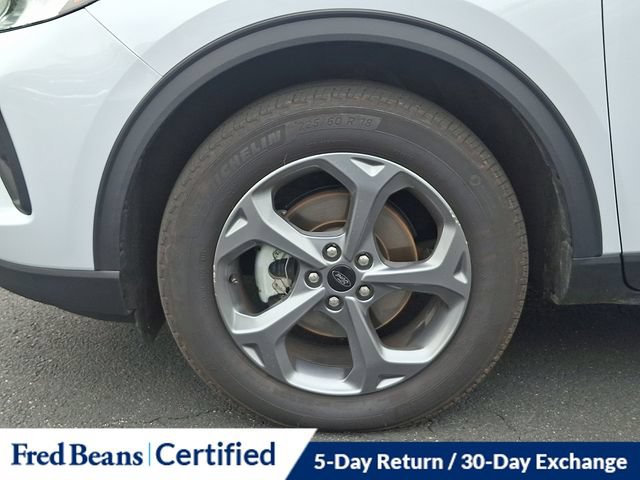 Certified 2025 Ford Escape ST-Line Select AWD/4WD image 28