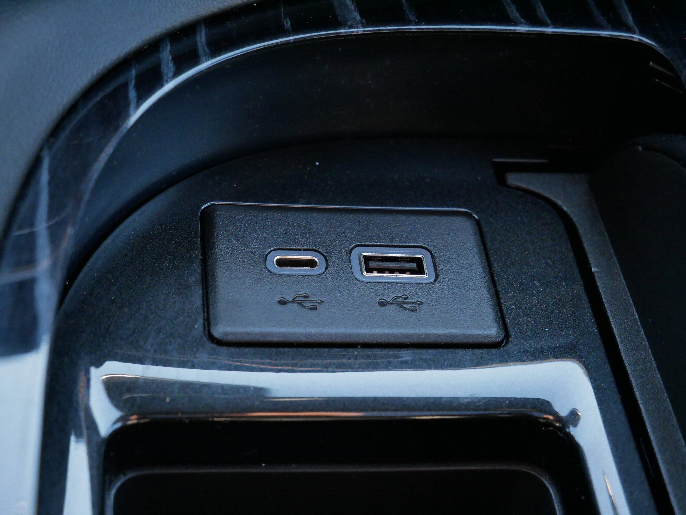 Used 2022 Cadillac Escalade ESV Sport w/ Touring Package AWD/4WD image 30