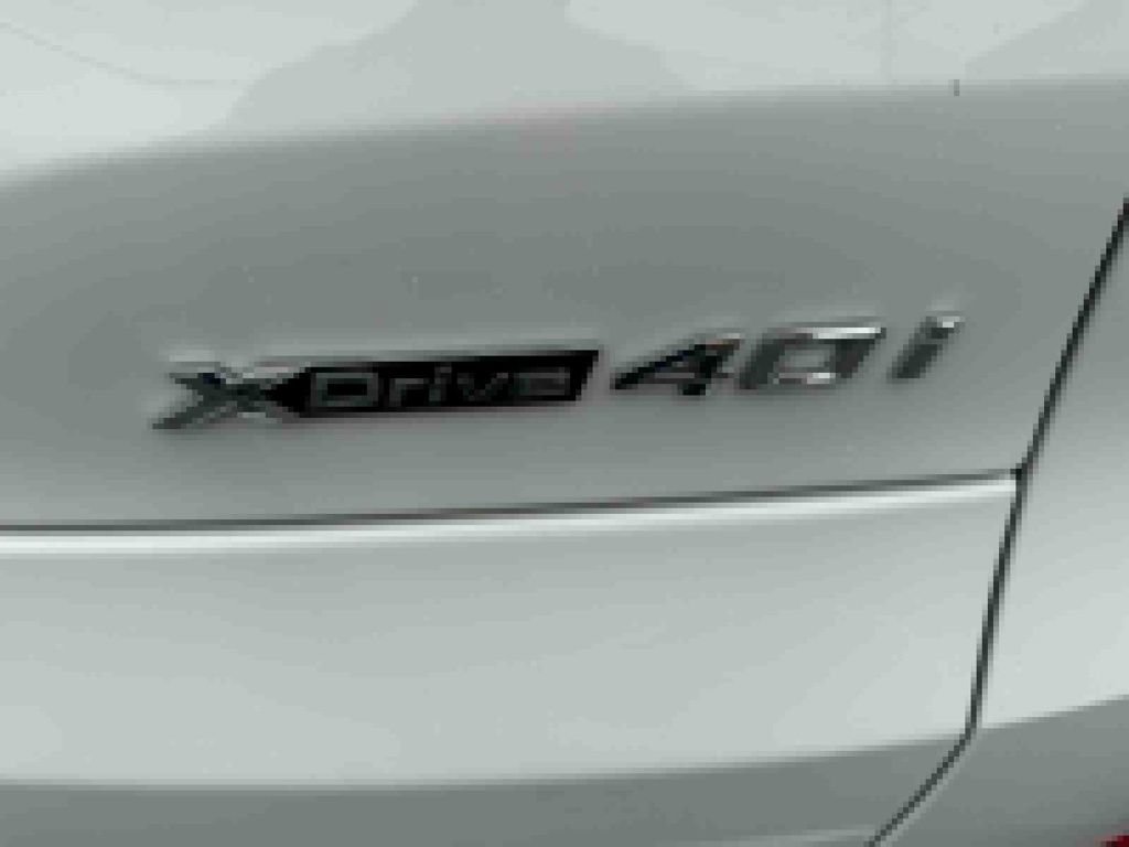 Used 2023 BMW X5 xDrive40i AWD/4WD image 8
