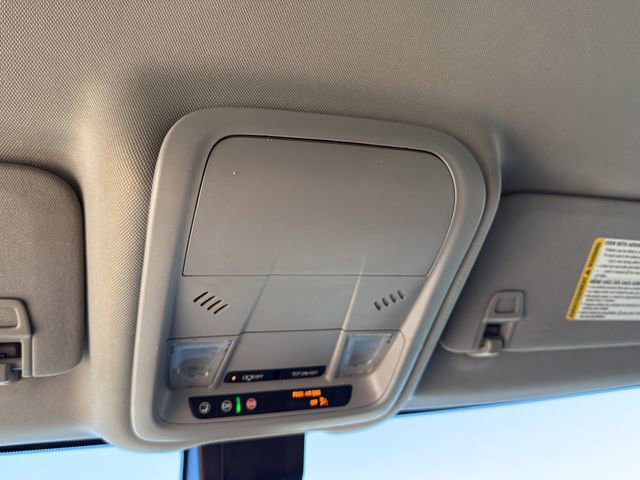 Used 2020 Chevrolet Equinox LS w/ LS Convenience Package image 28