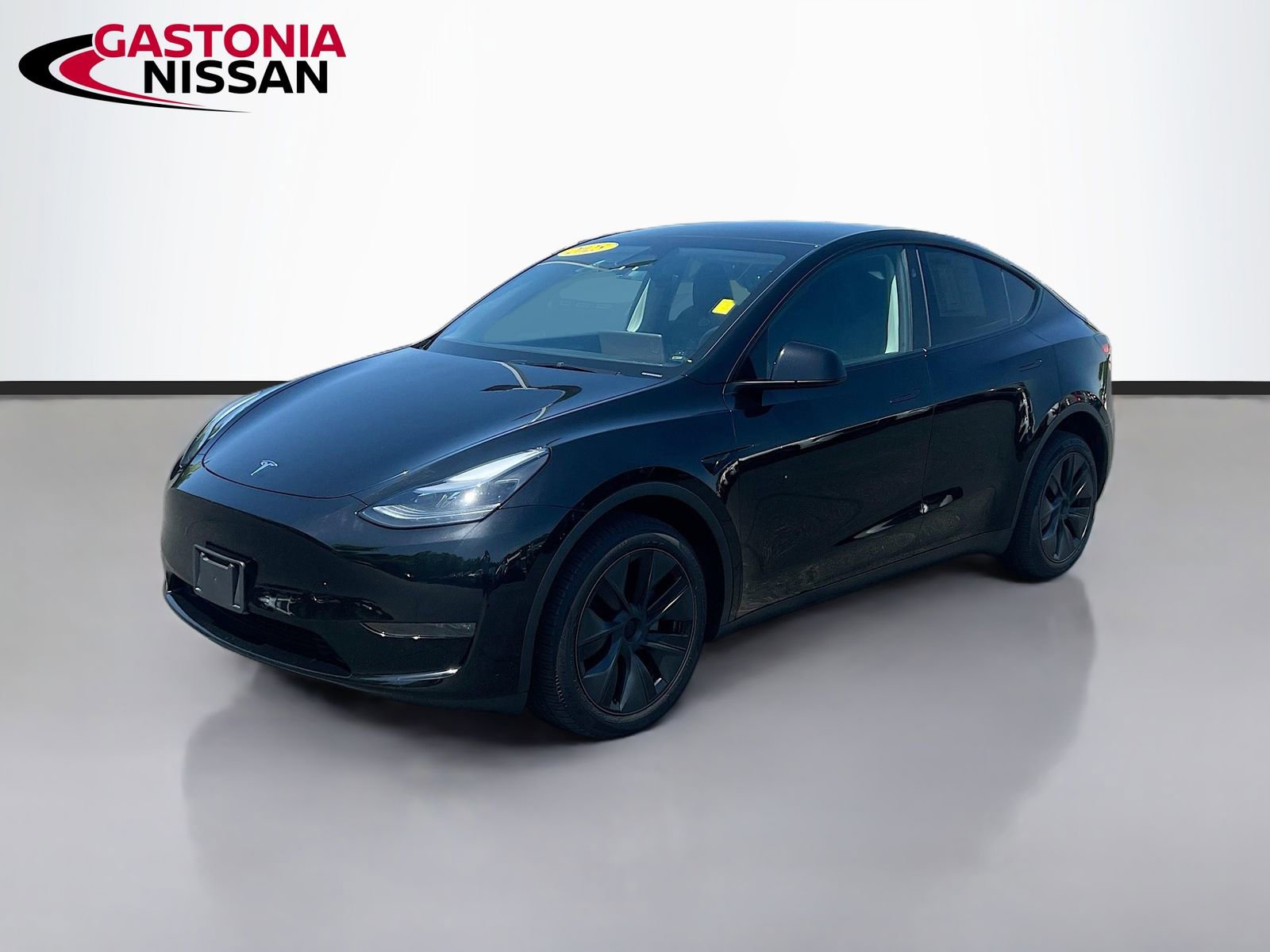 Used 2025 Tesla Model Y Long Range image 3