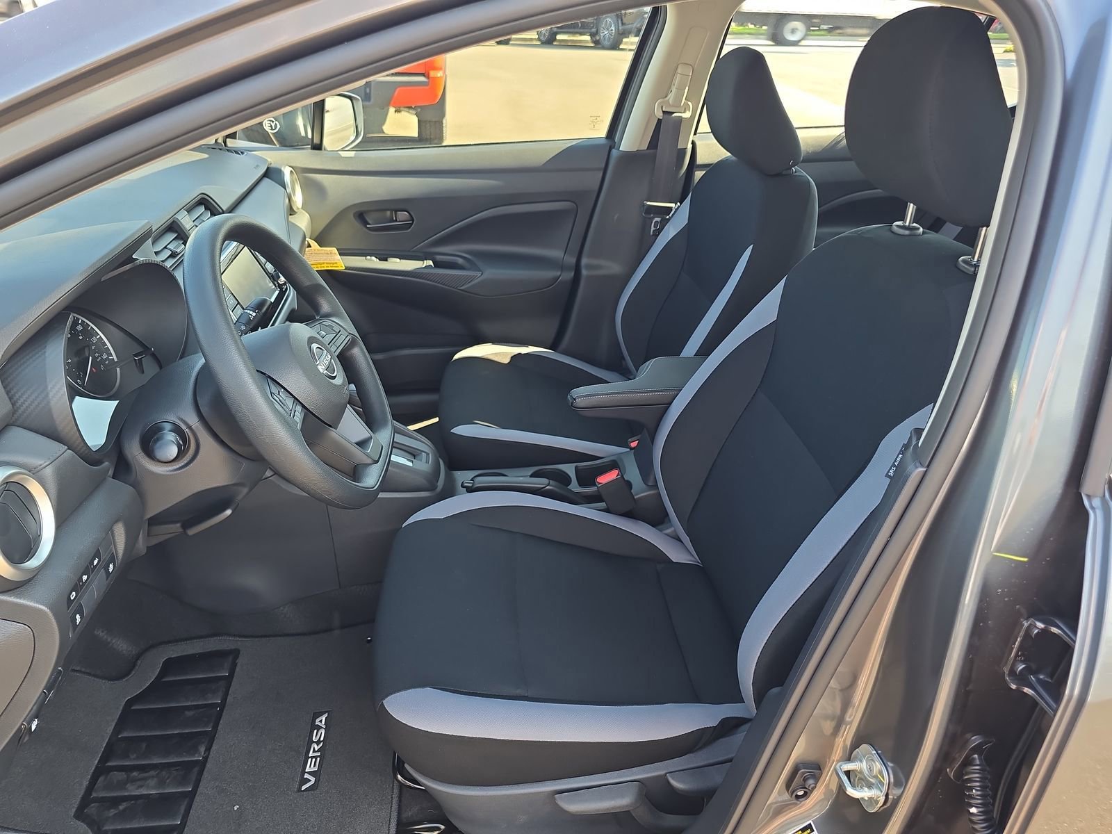 New 2025 Nissan Versa S image 11