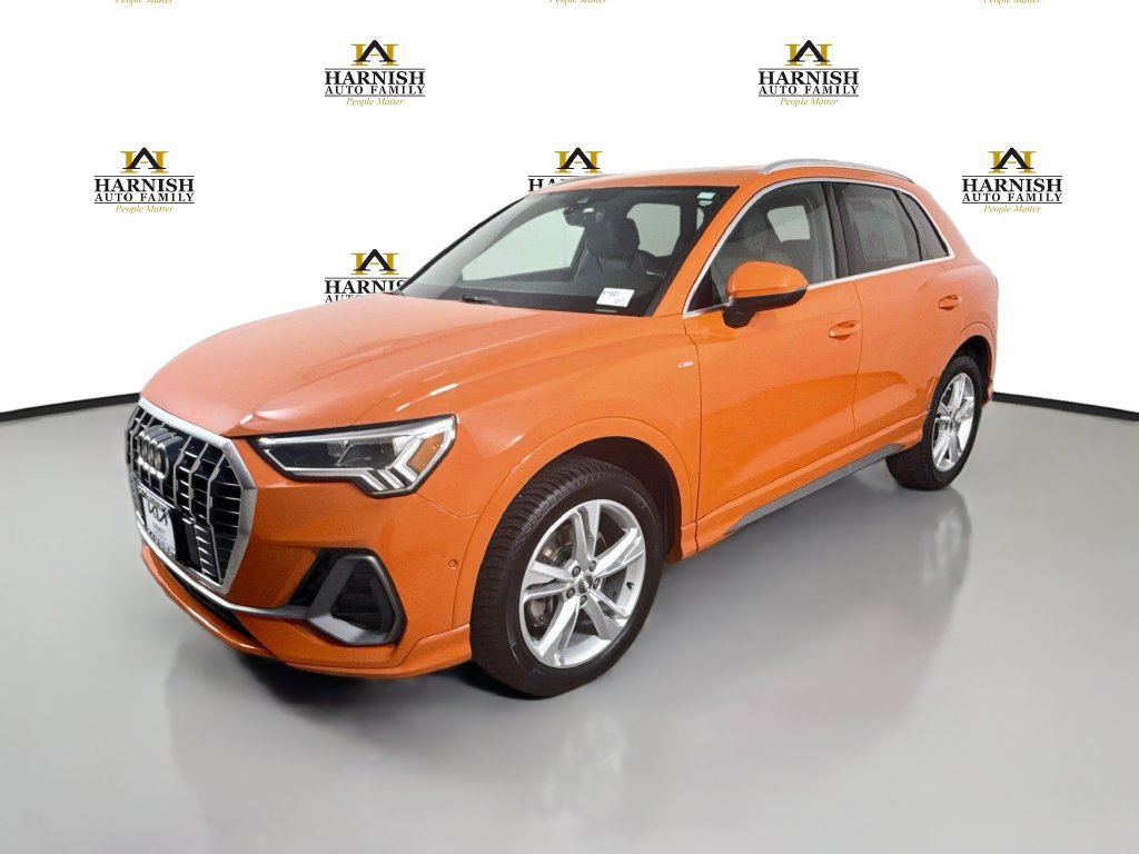 Used 2019 Audi Q3 2.0T Prestige w/ Prestige Package AWD/4WD image 3