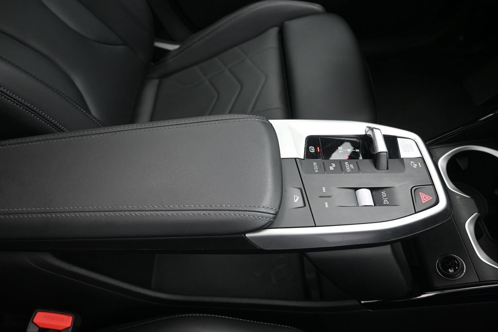 Certified 2025 BMW X1 xDrive28i AWD/4WD image 27