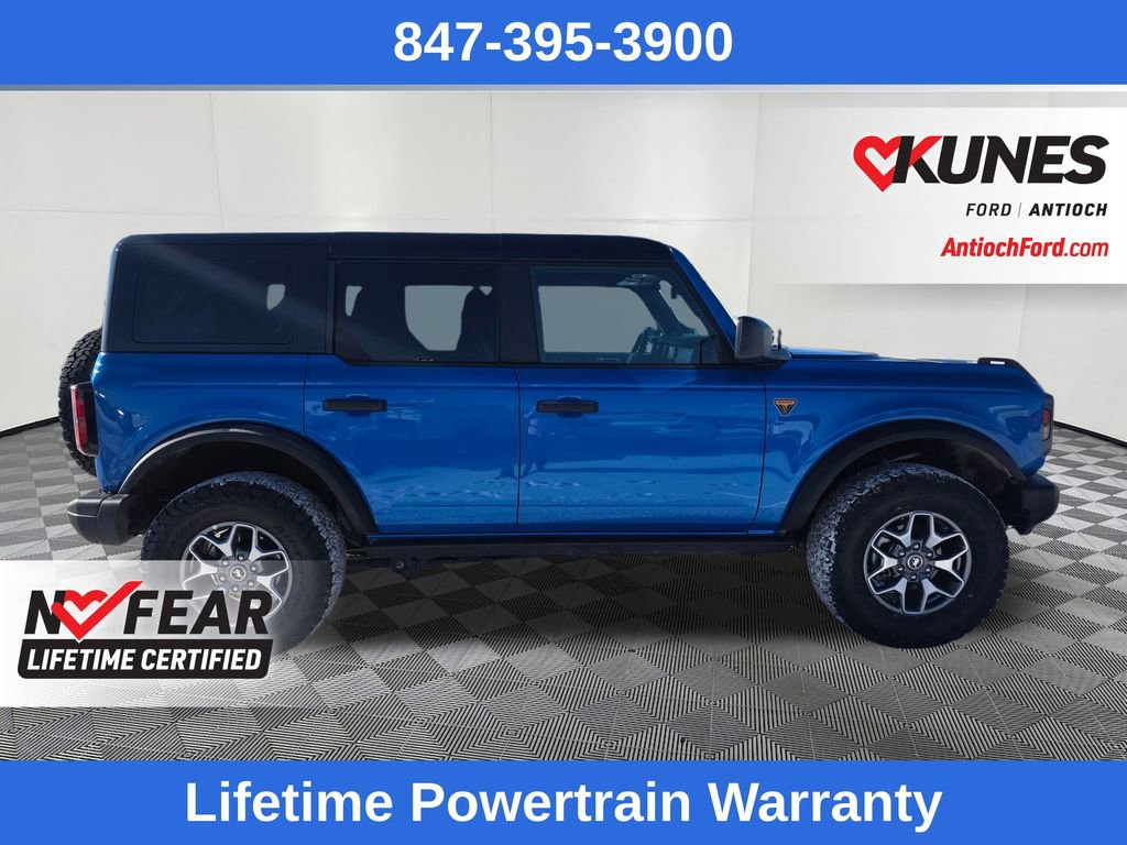Used 2025 Ford Bronco Badlands image 8