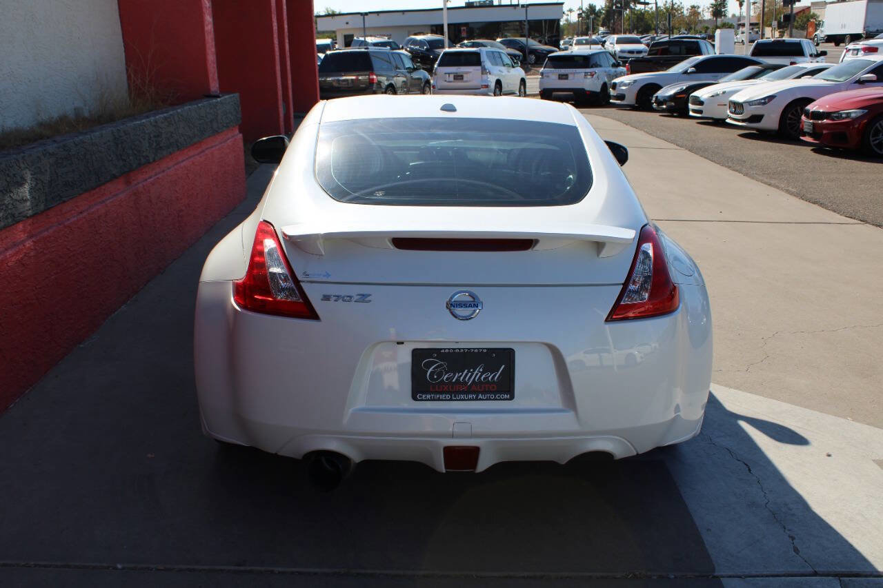 Used 2016 Nissan 370Z Coupe image 4