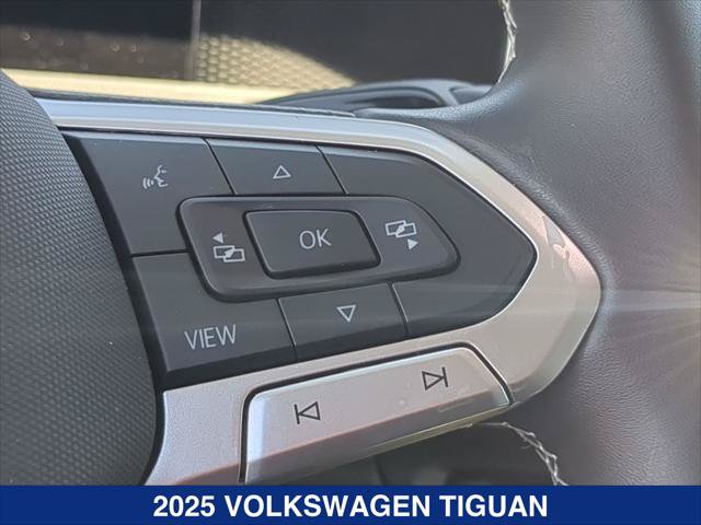 Certified 2025 Volkswagen Tiguan S FWD image 15
