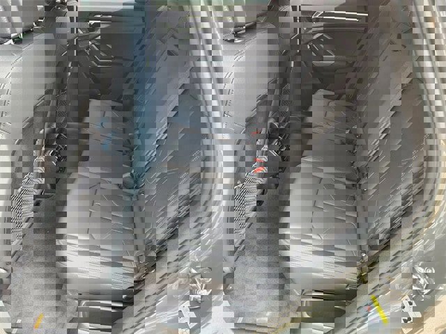 New 2025 Audi Q3 2.0T Premium image 29