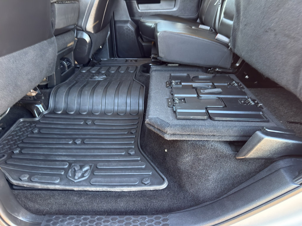 Used 2015 RAM 2500 Laramie image 35