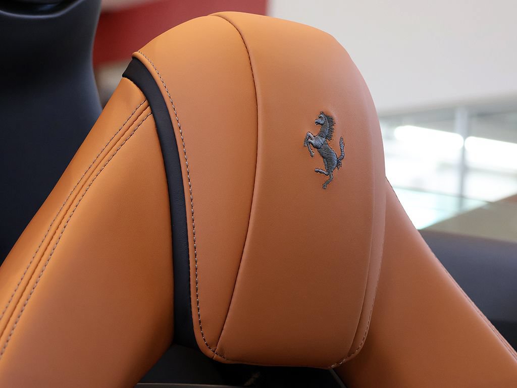 Certified 2022 Ferrari 812 GTS RWD image 30