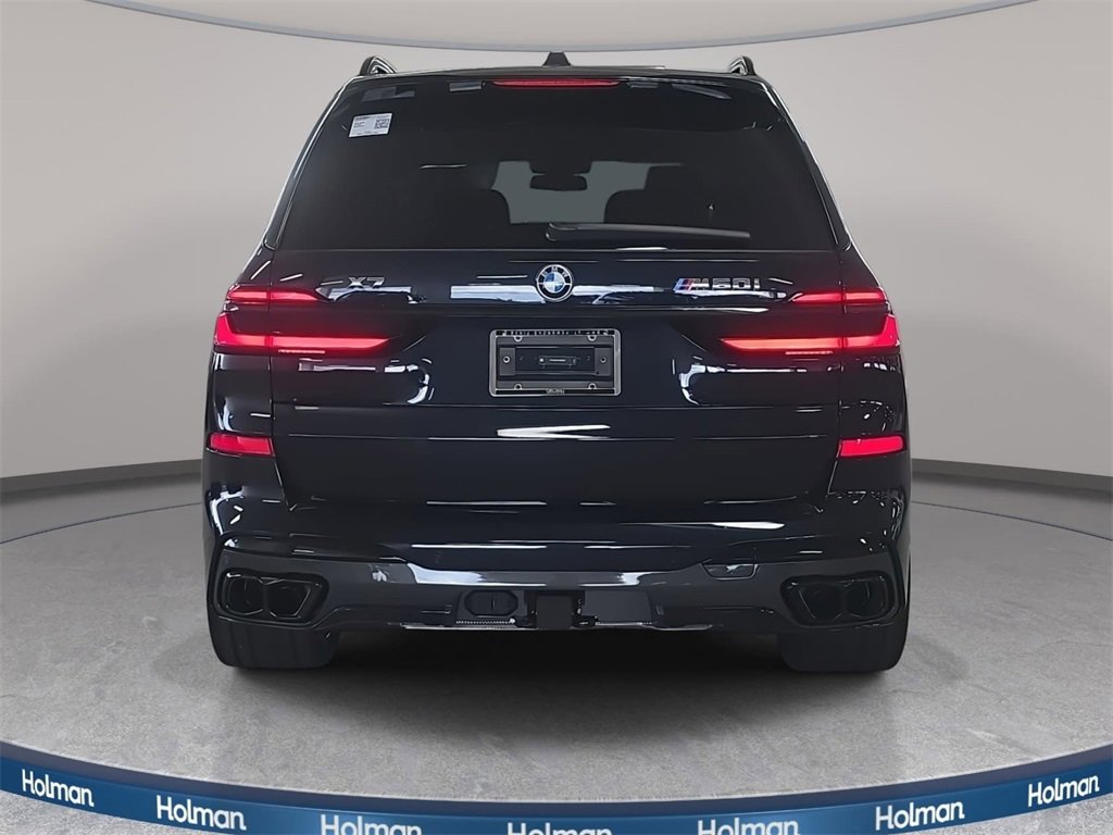 New 2026 BMW X7 M60i image 5