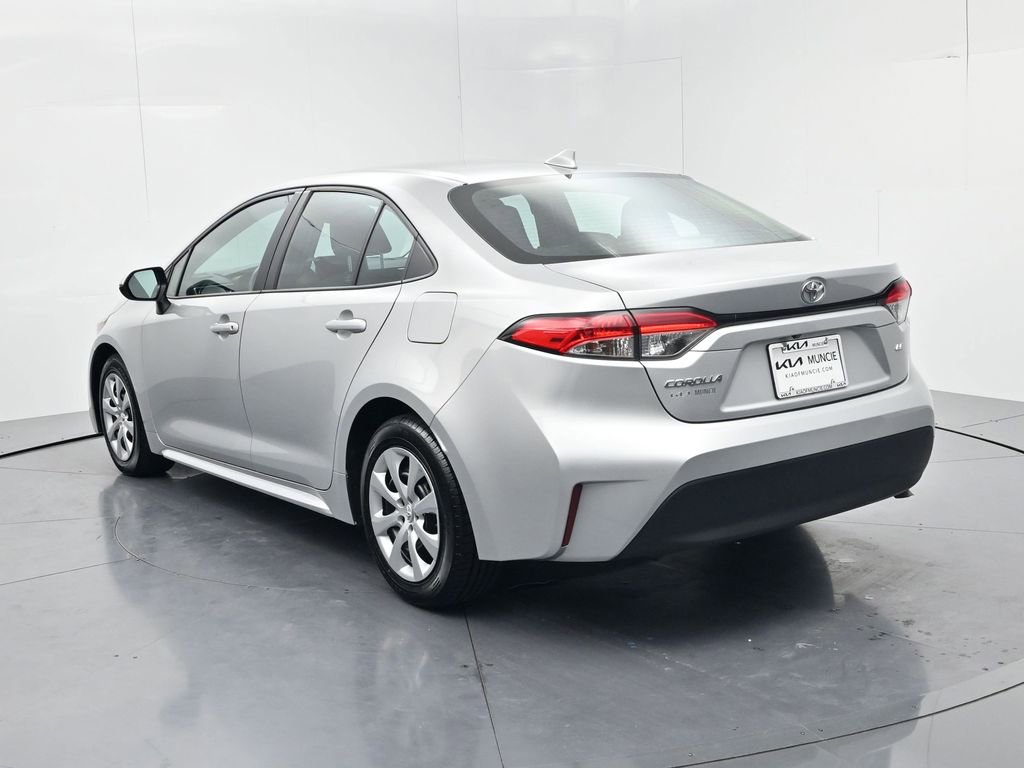 Used 2023 Toyota Corolla LE FWD image 6
