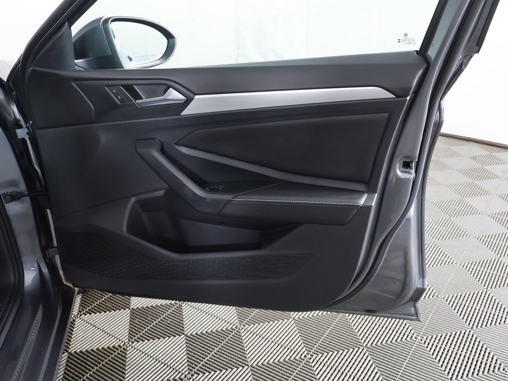 Used 2025 Volkswagen Jetta S FWD image 22