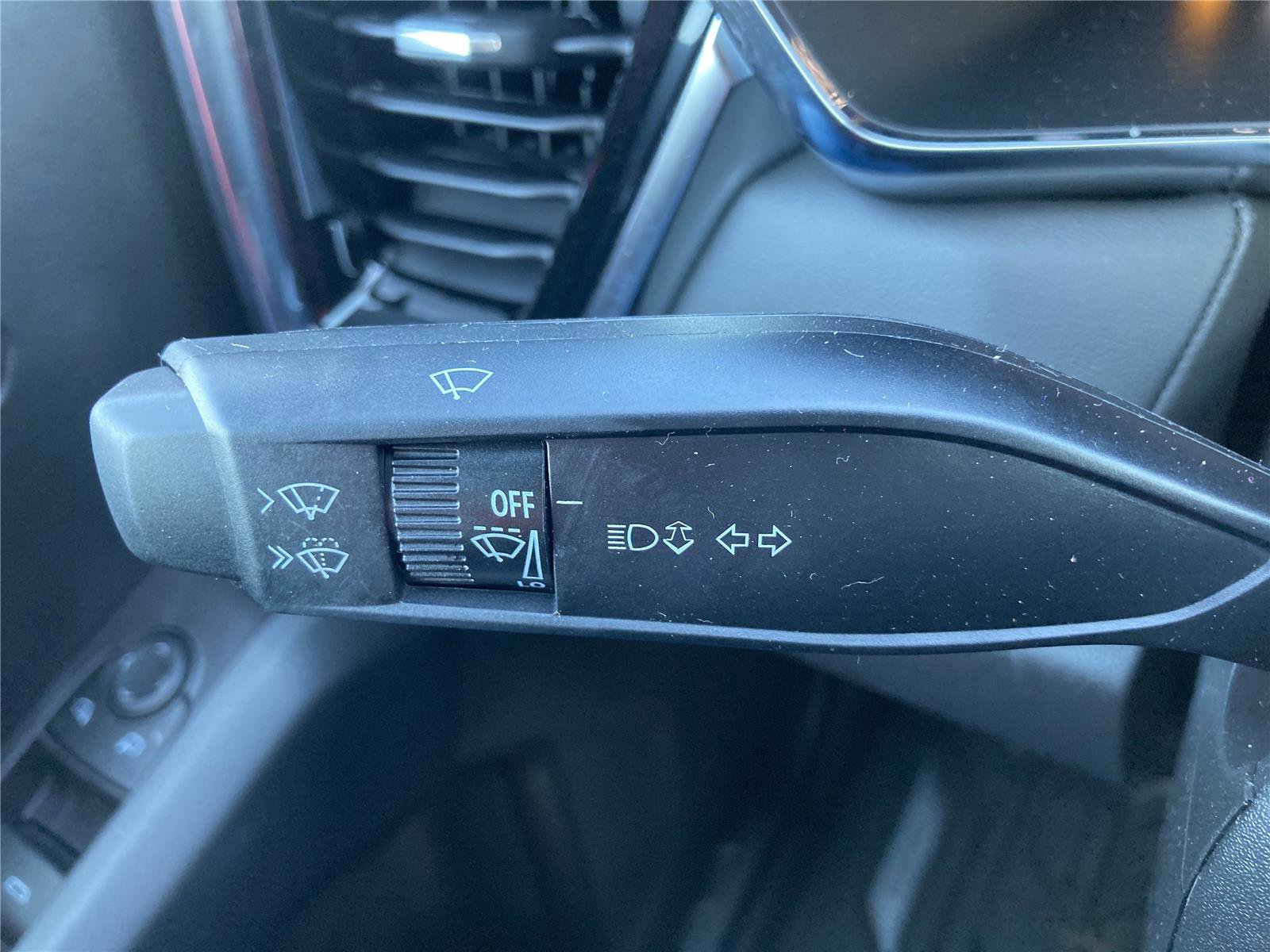 New 2026 GMC Canyon Elevation w/ Convenience Package image 13