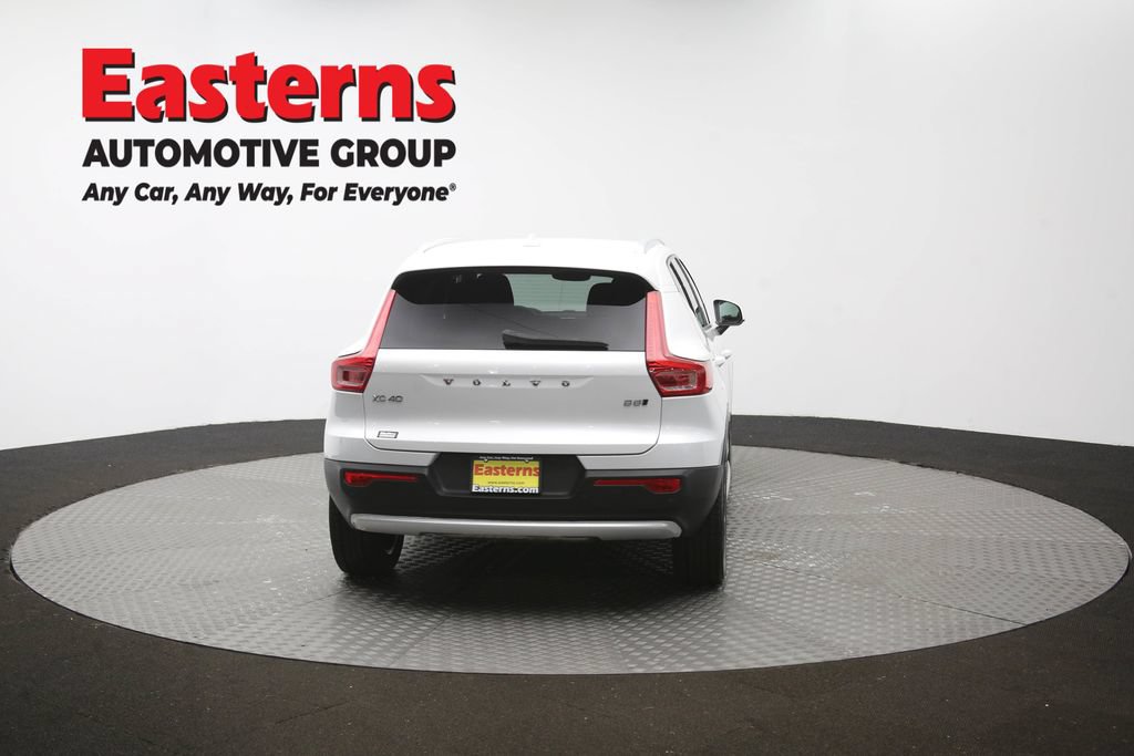 Used 2023 Volvo XC40 B5 Core AWD/4WD image 39