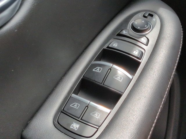 Used 2023 INFINITI QX50 Sport AWD/4WD image 26