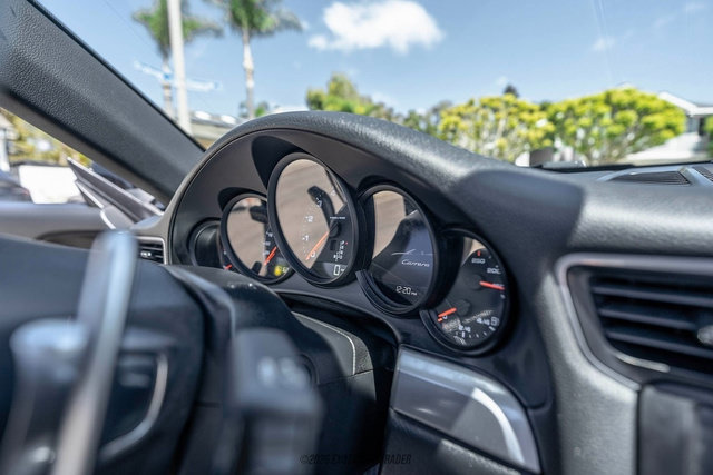 Used 2015 Porsche 911 Carrera RWD image 32