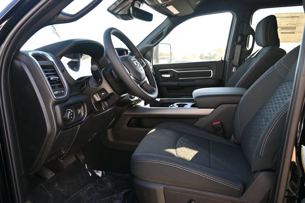 New 2027 RAM 2500 Big Horn AWD/4WD image 11