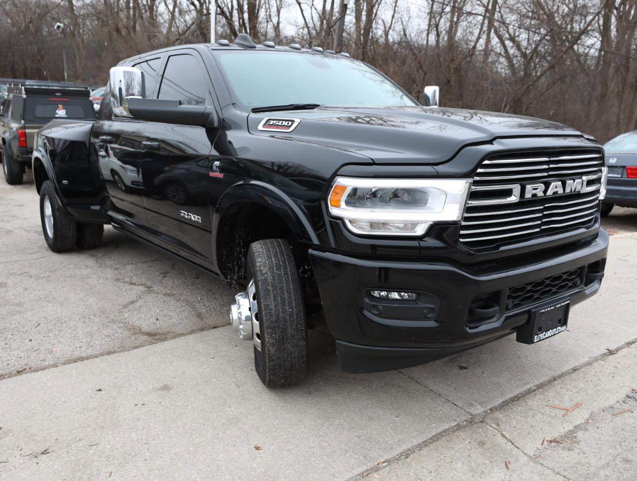 Used 2022 RAM 3500 Laramie AWD/4WD image 4