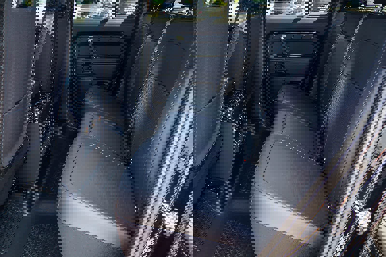 New 2026 Land Rover Defender 110 OCTA AWD/4WD image 20