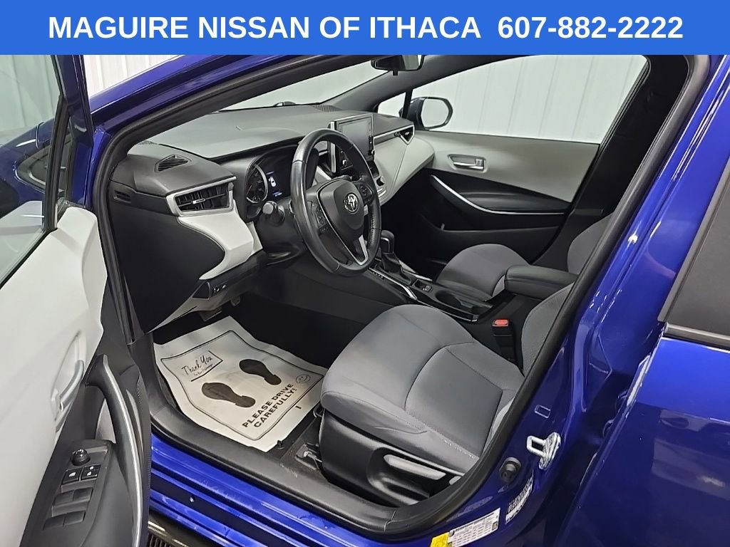Used 2021 Toyota Corolla SE w/ SE Premium Package image 29