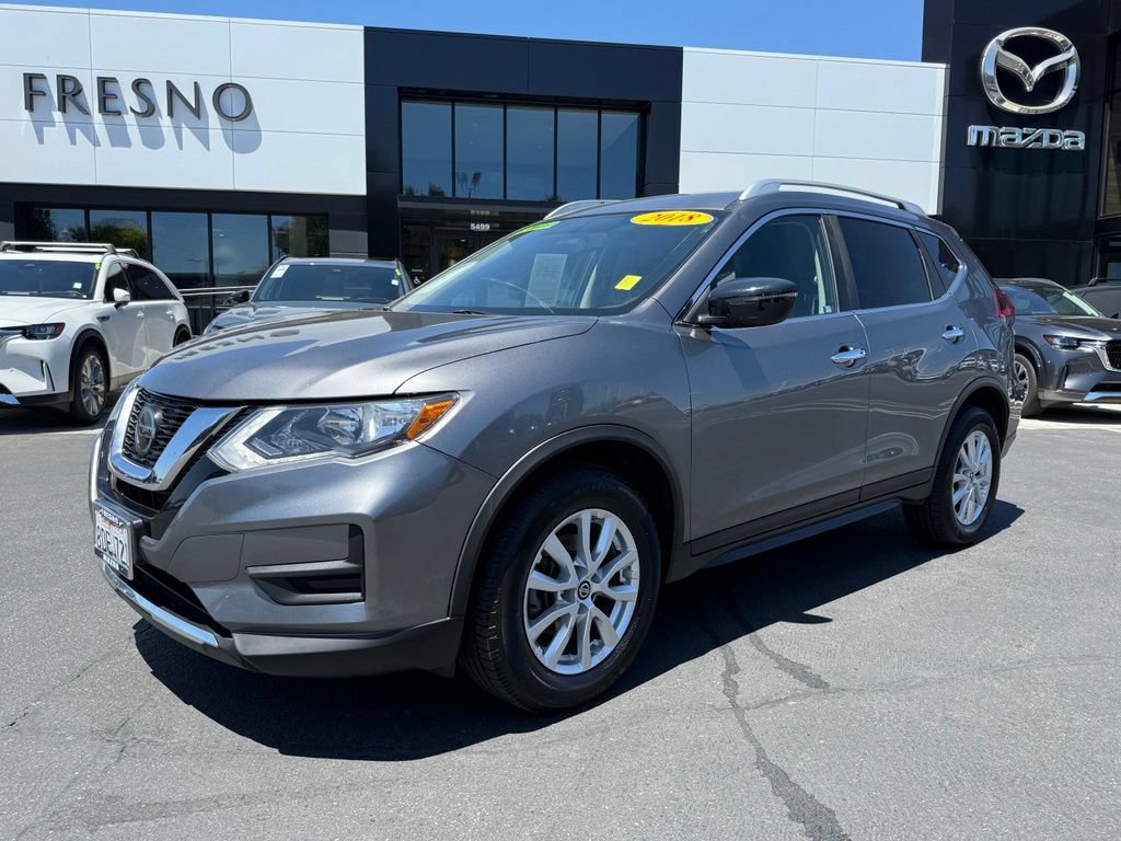 Used 2018 Nissan Rogue SV AWD/4WD image 4