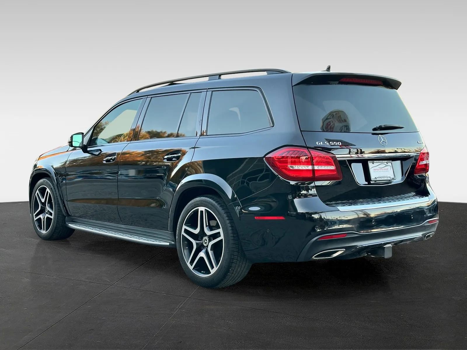 Used 2019 Mercedes-Benz GLS 550 4MATIC w/ Driver Assistance Package image 5