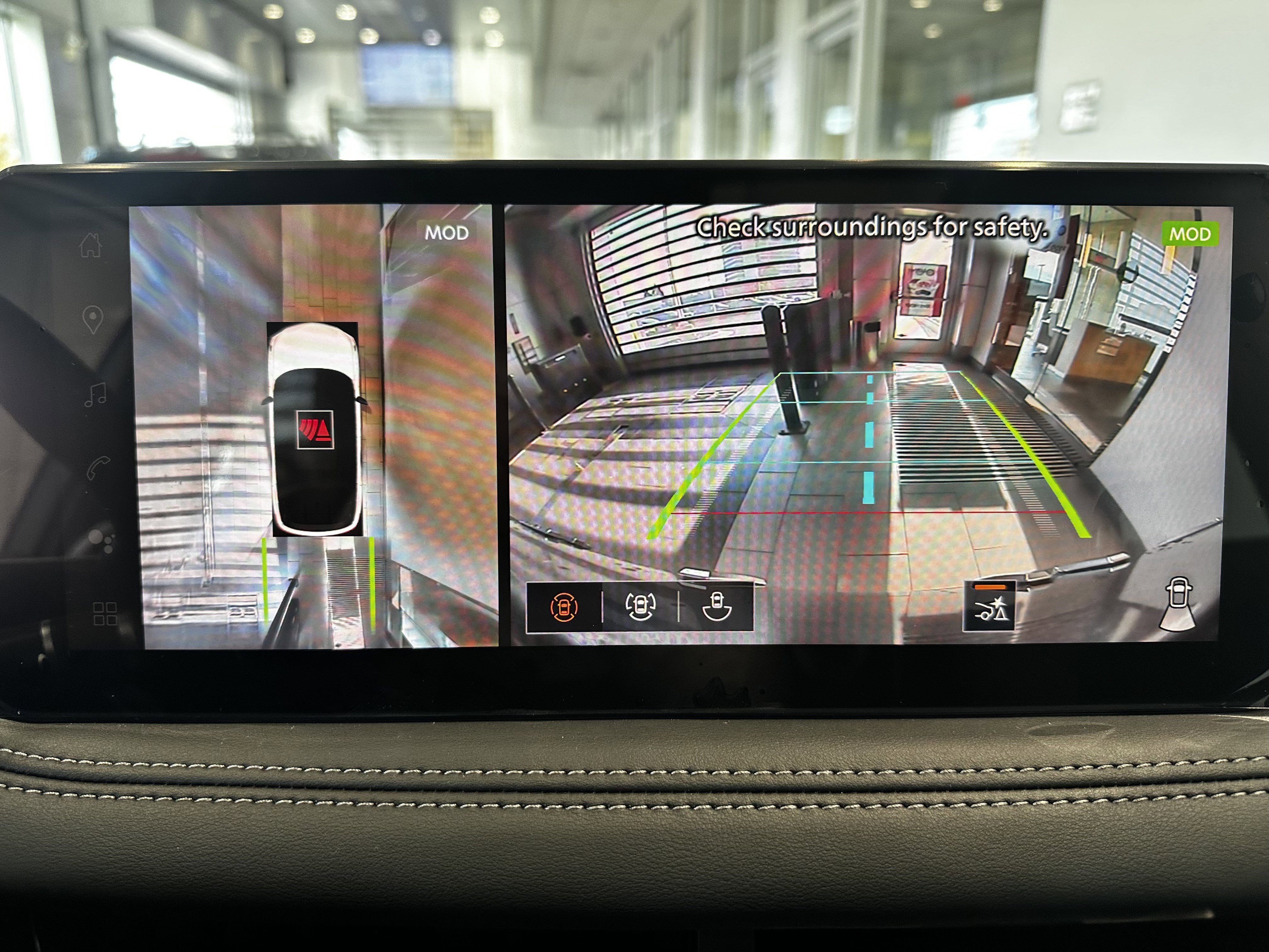 New 2026 INFINITI QX60 Luxe image 21