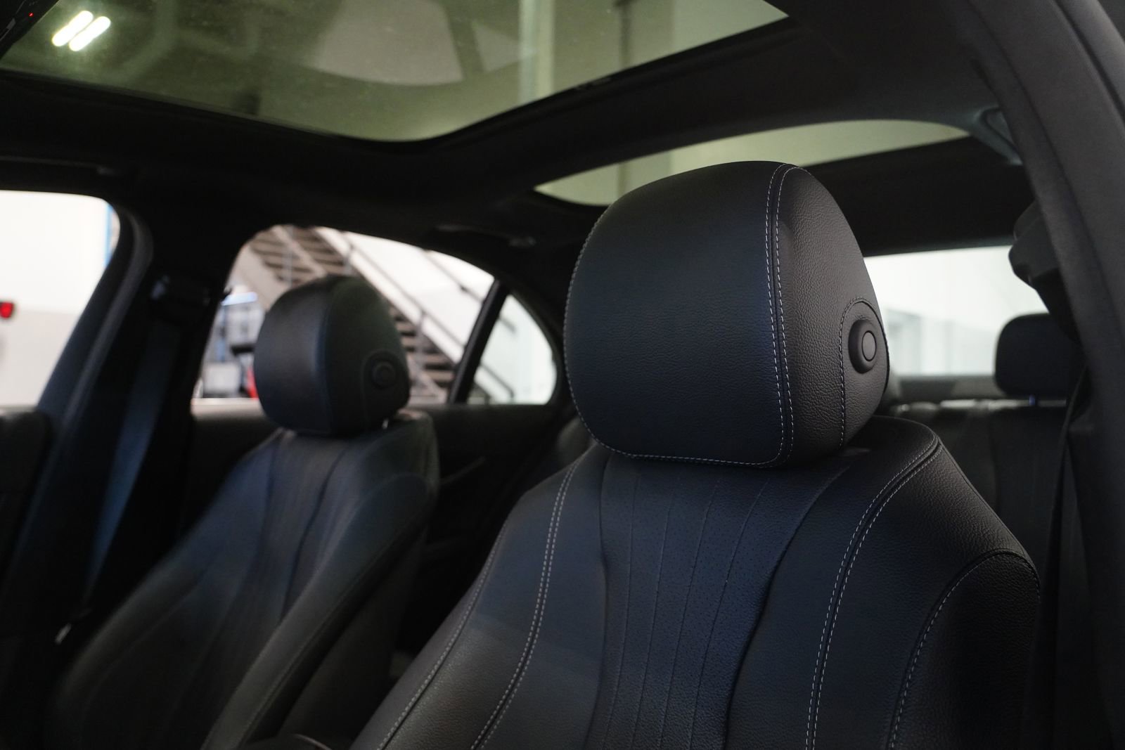 Certified 2022 Mercedes-Benz E 350 4MATIC Sedan image 13