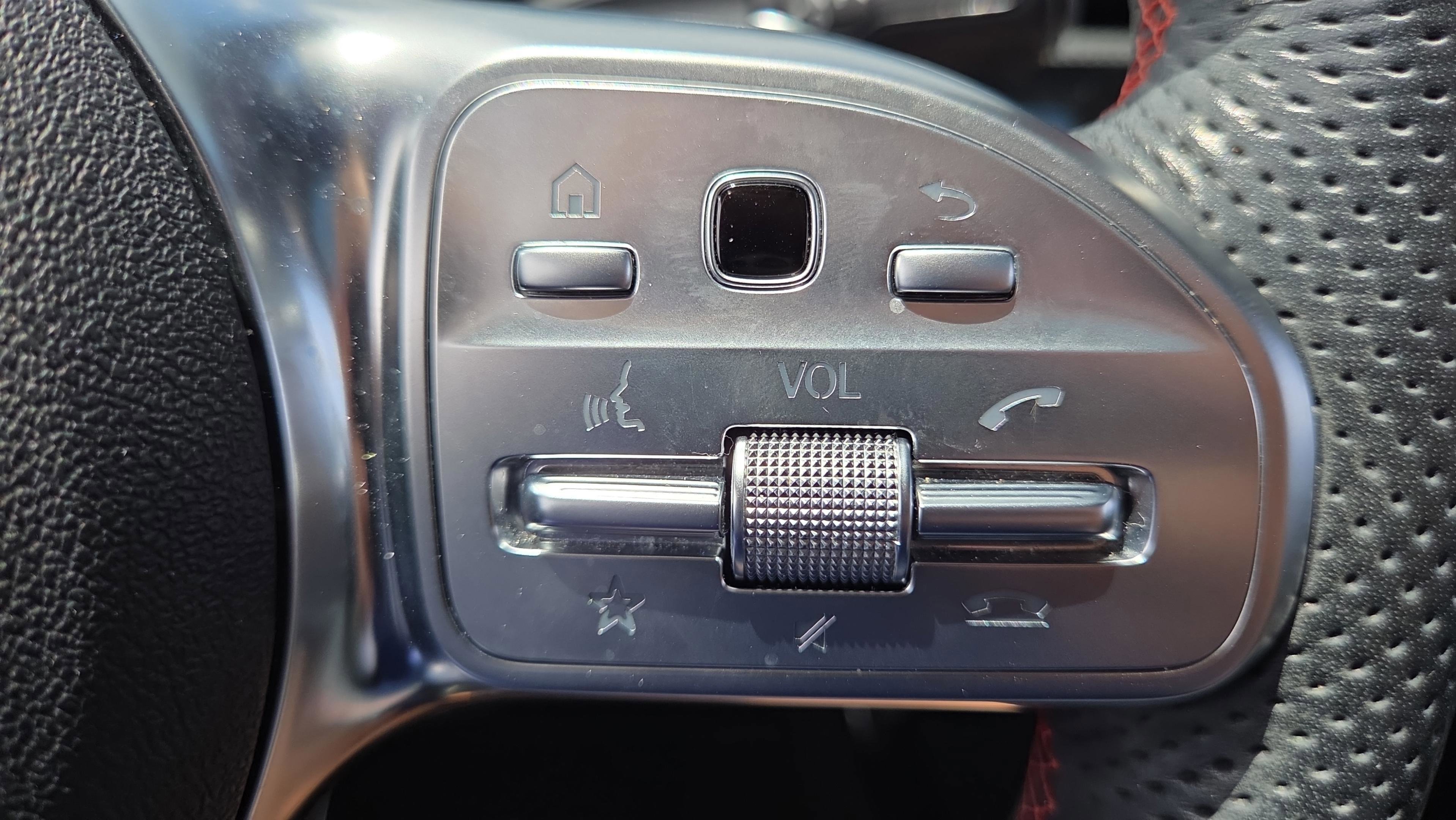 Used 2023 Mercedes-Benz CLA 250 image 25