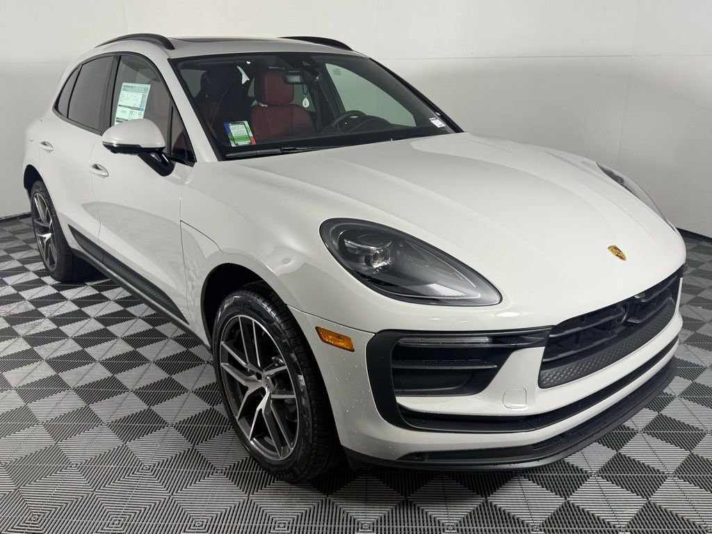 New 2026 Porsche Macan image 9