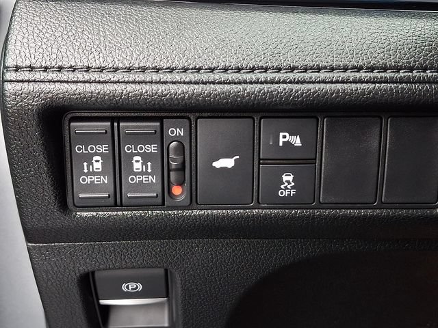 Certified 2025 Honda Odyssey Touring image 27