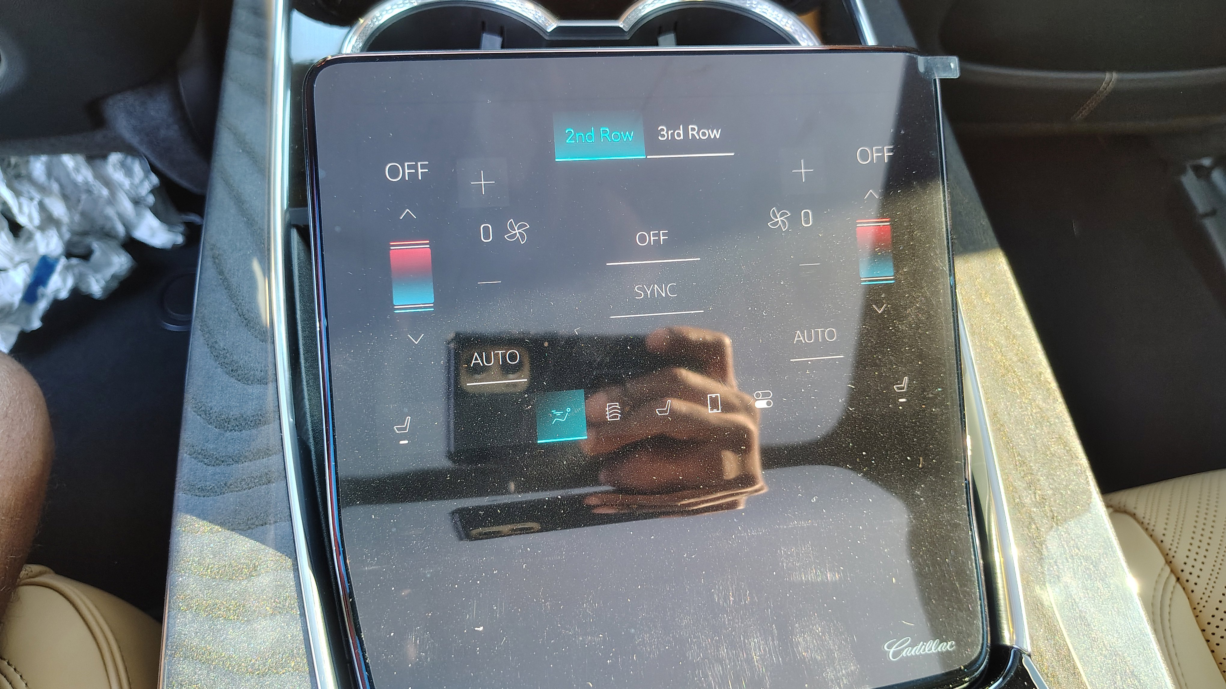 New 2025 Cadillac Escalade IQ Luxury 2 image 44