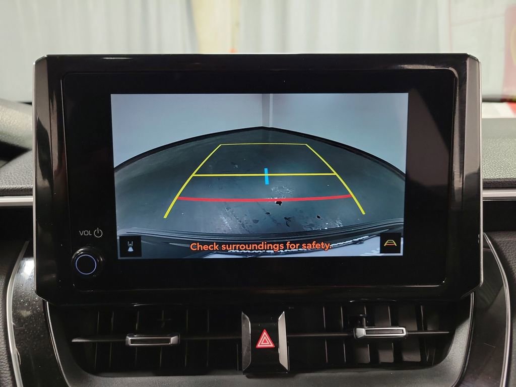 Used 2023 Toyota Corolla Cross XLE w/ Convenience Package image 21