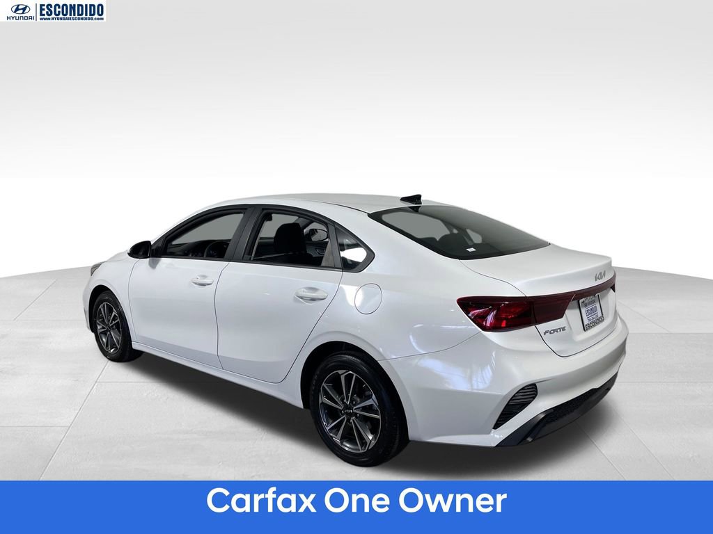 Used 2024 Kia Forte LXS FWD image 3